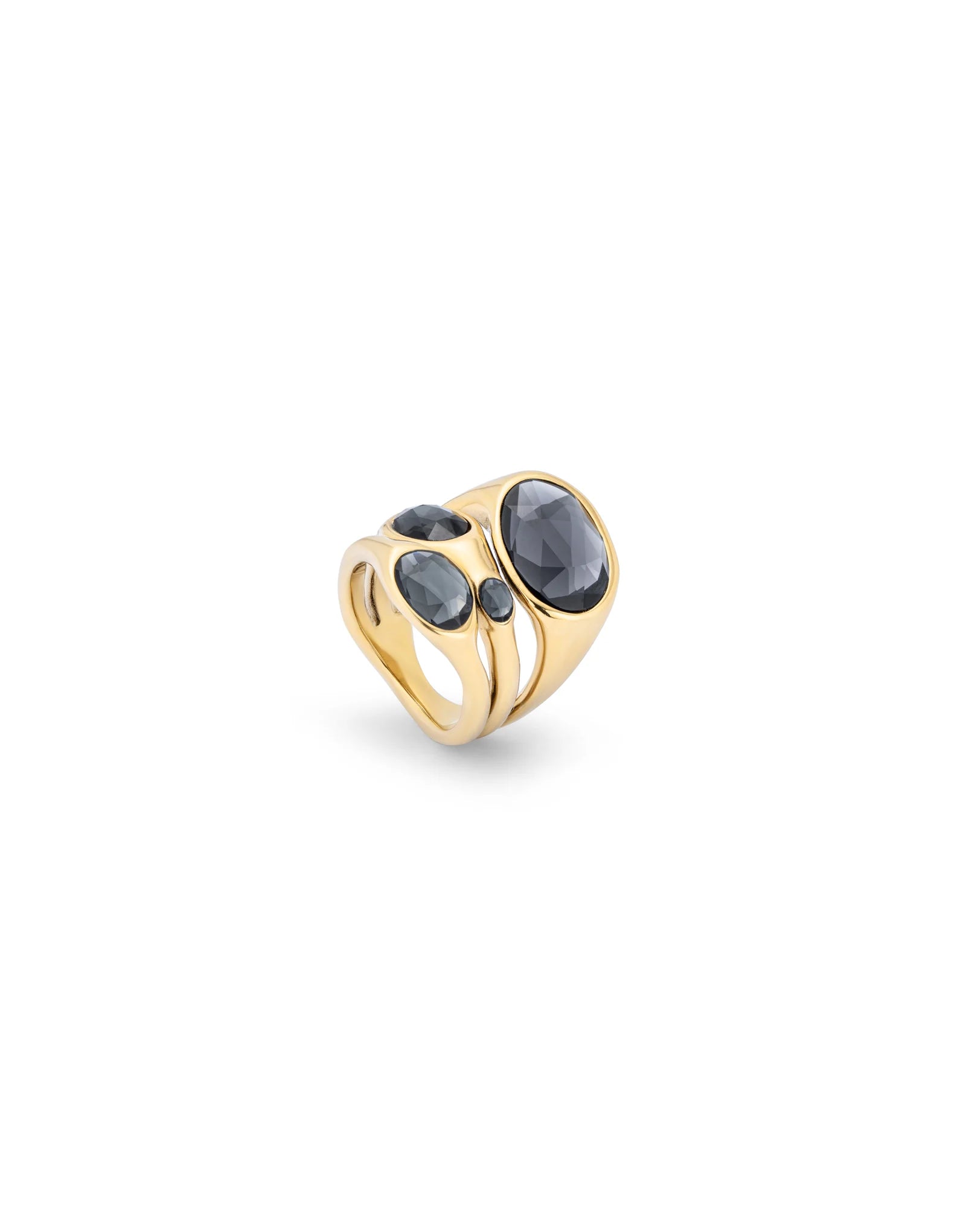 Ring with central oval and two crystals - Gold