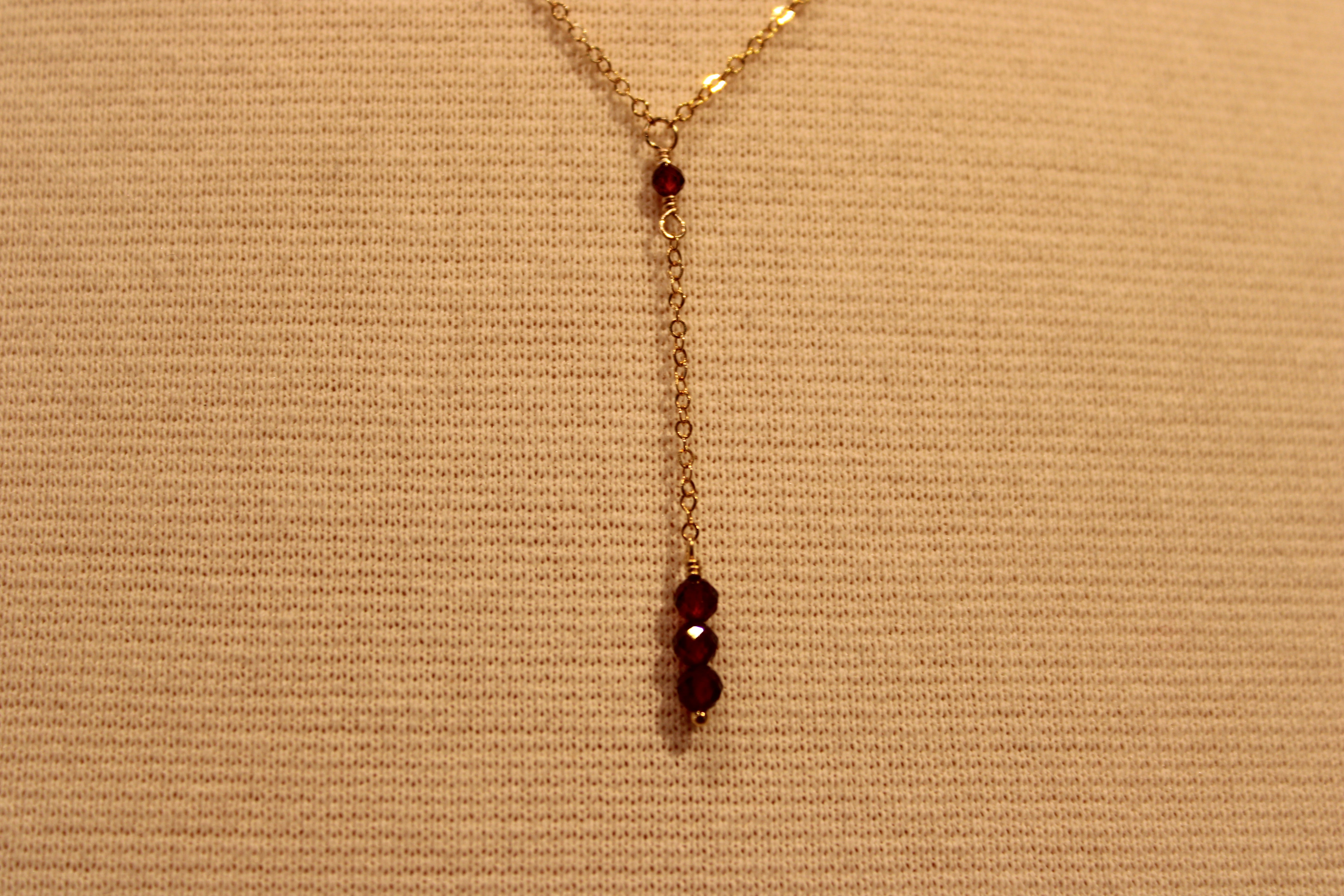 Garnet Cluster Lariat
