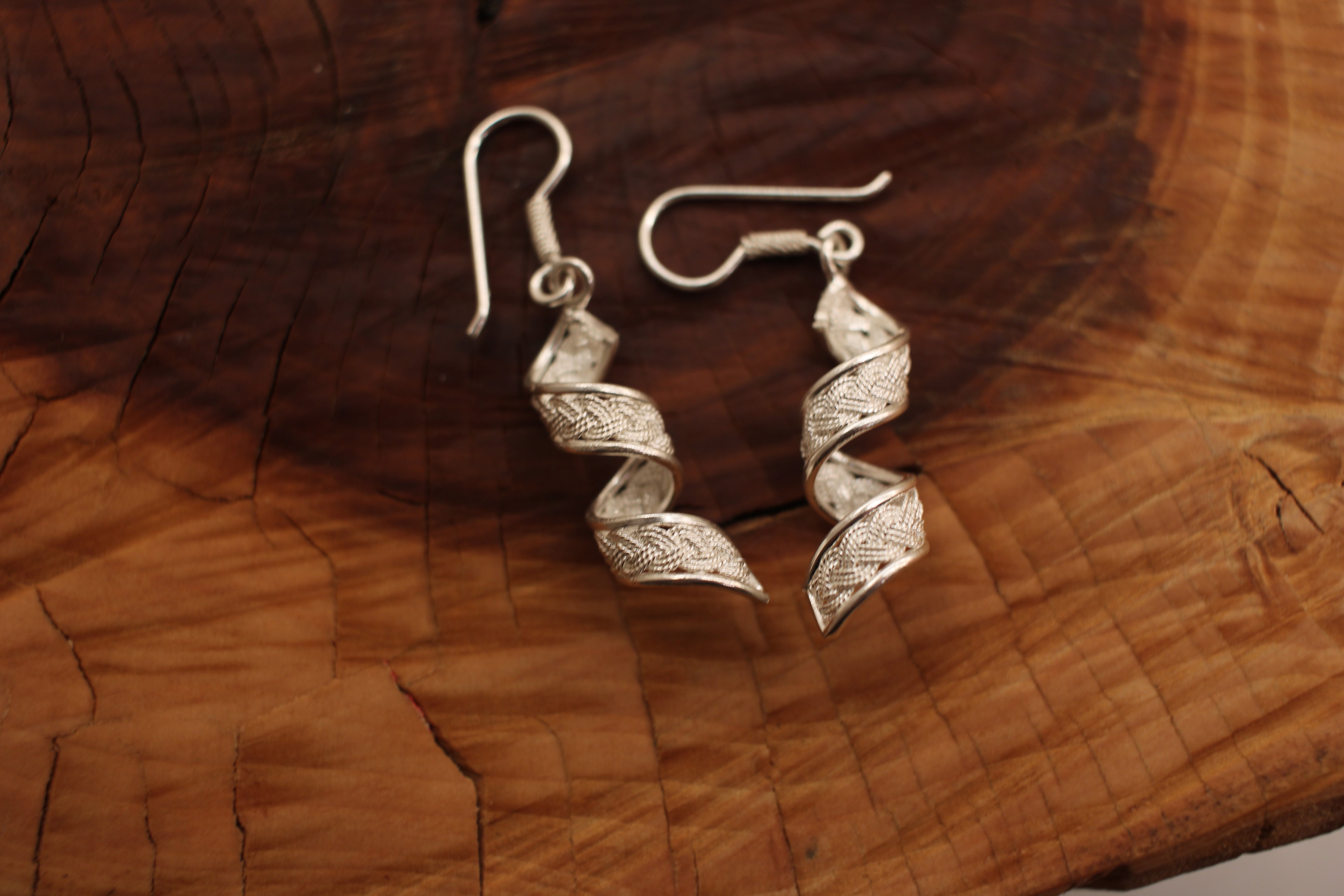 Filigree Ribbon Spiral Dangle