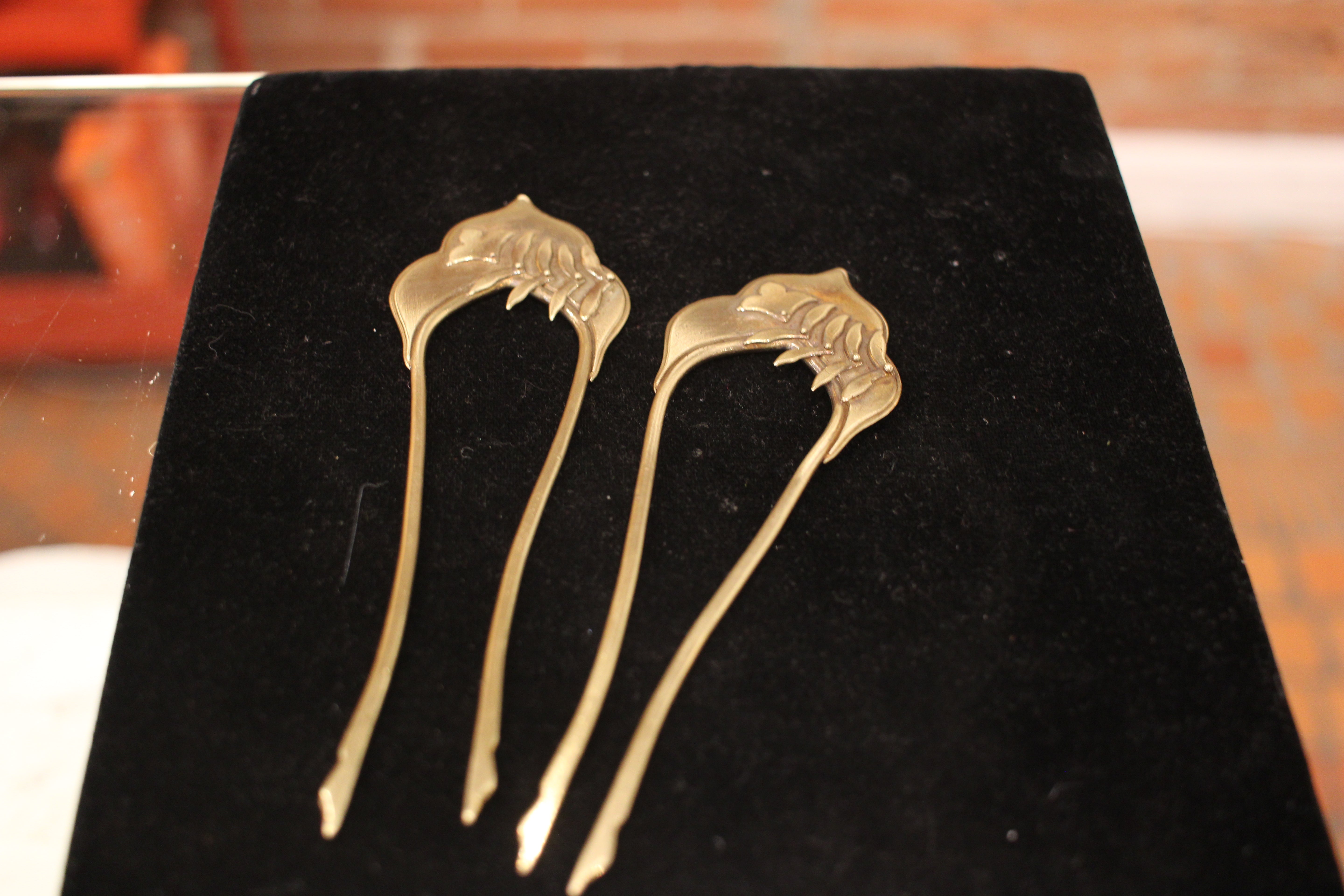 Fern Hair Pick