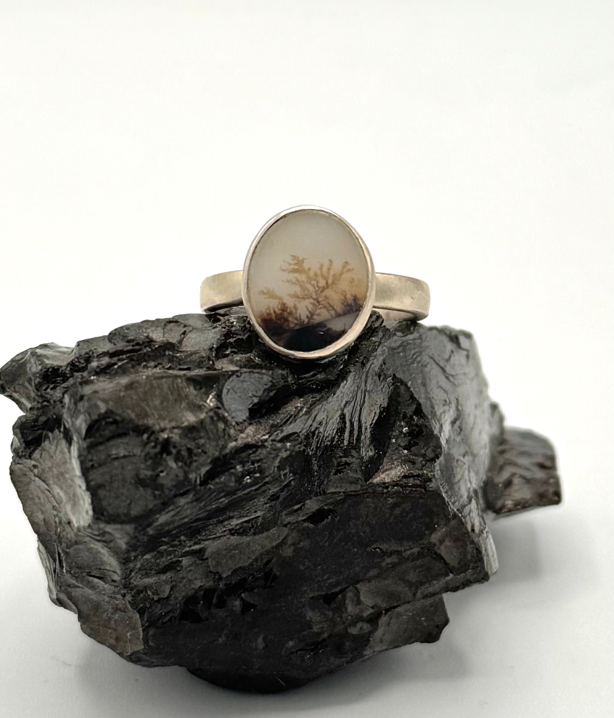 Small Oval Dendrite Ring