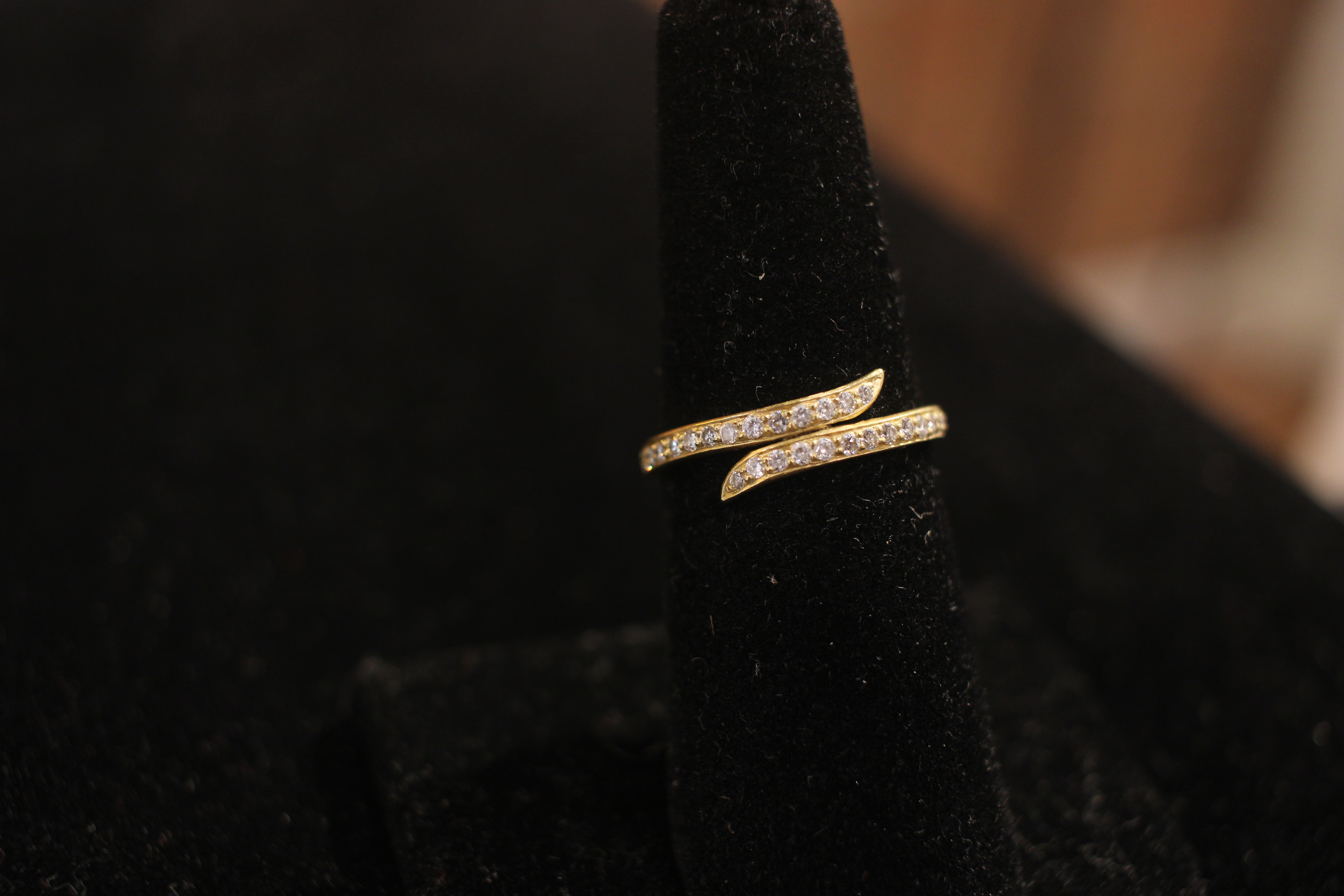 Vine Bypass Ring Size 7.25