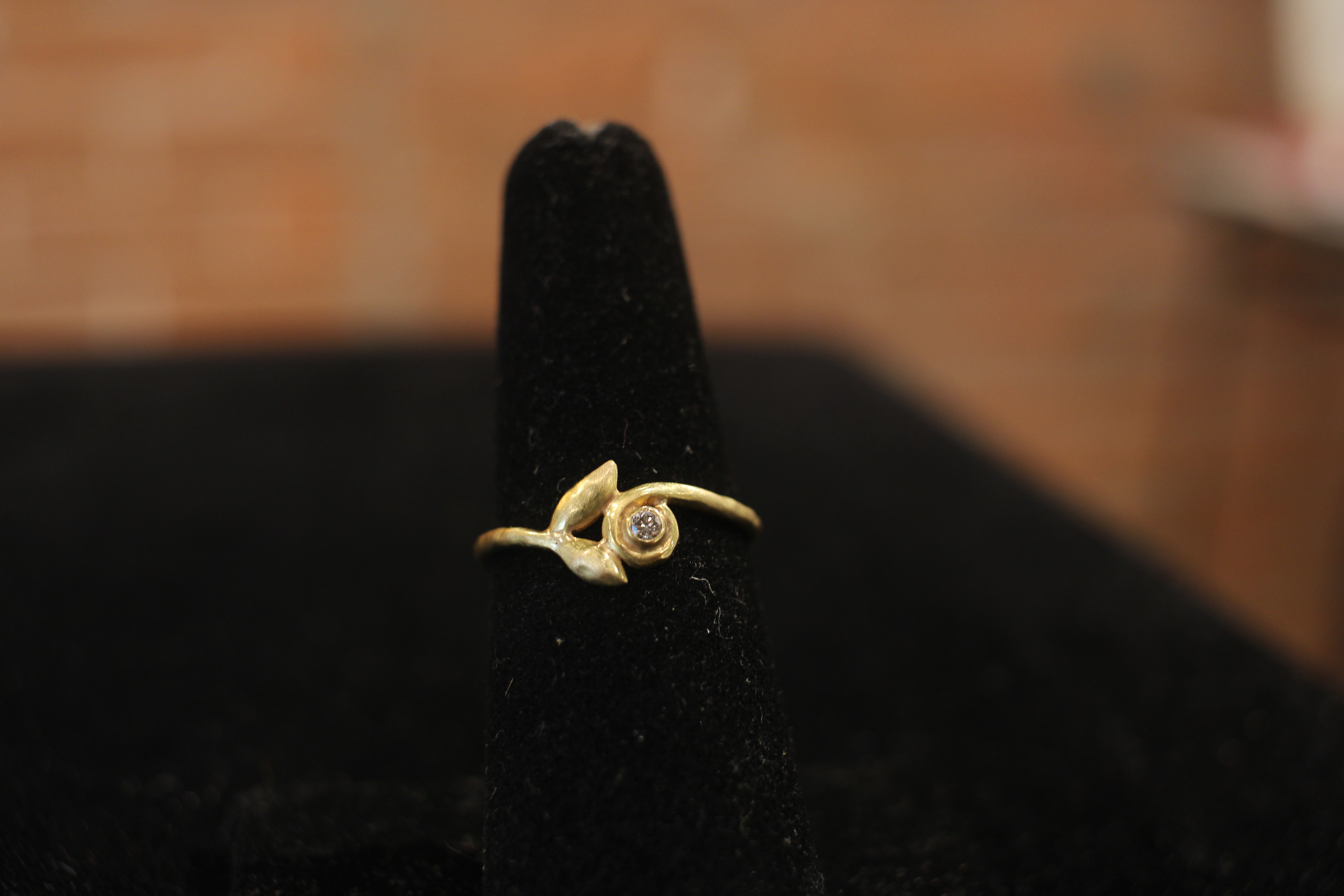 Leaf & Scroll Ring sz 6.5
