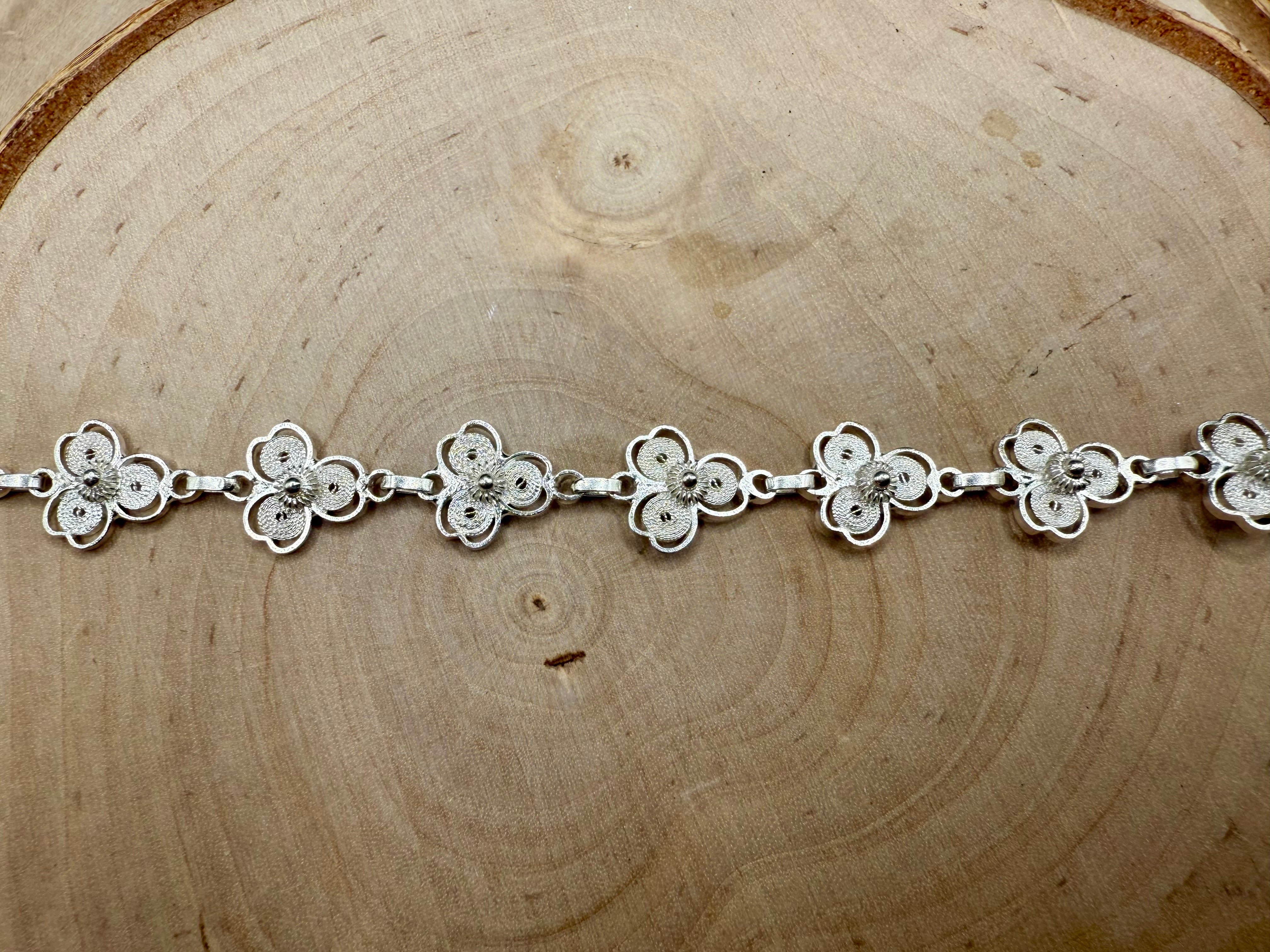Filigree Flower Link Bracelet