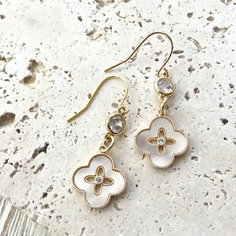 Clover Shell  with Crystal Earrings