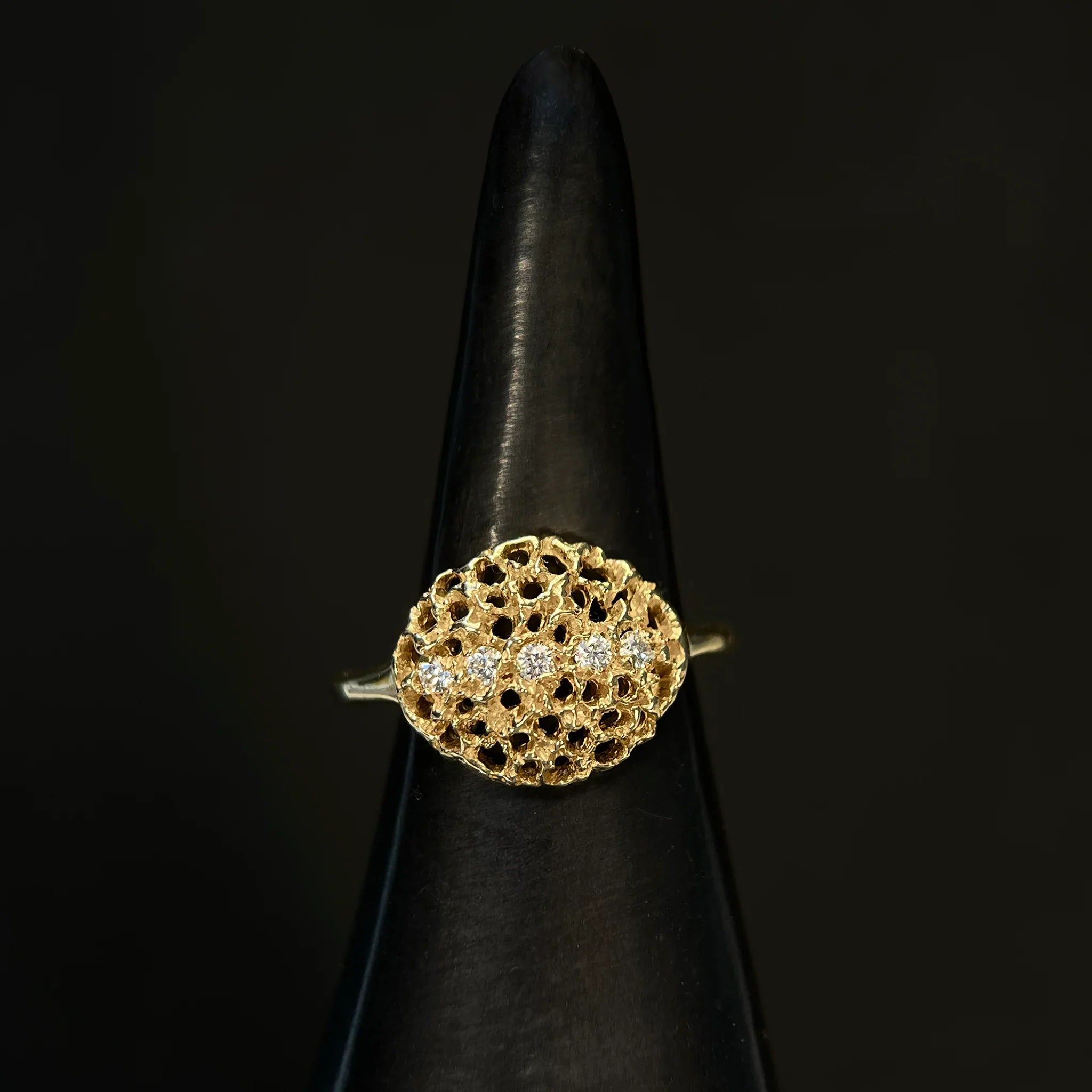 Honeycomb Lace - Puff