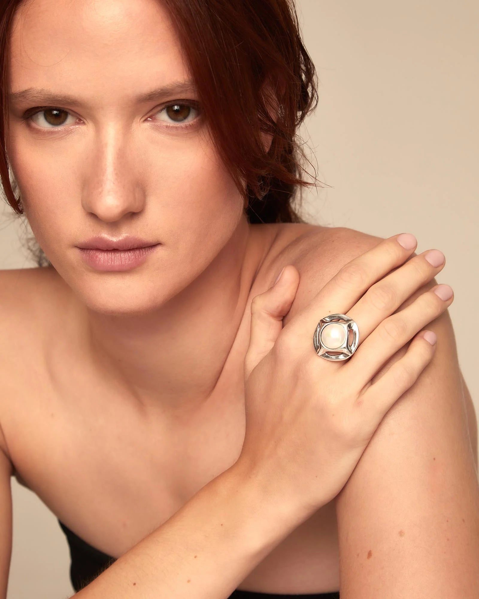 Single Shell Pearl Ring