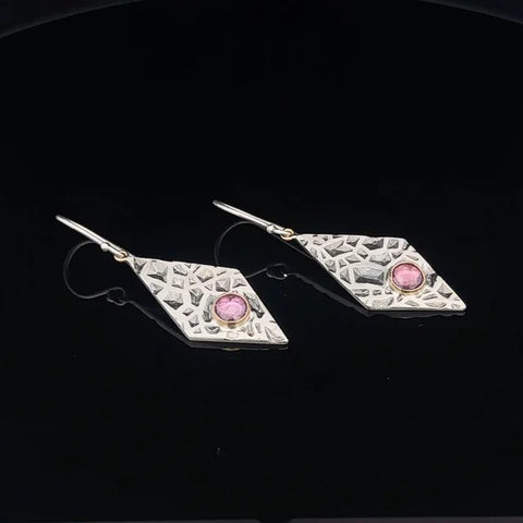 Crackle - Diamond Shape Sapphire Dangles