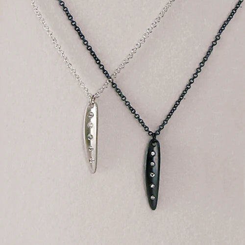 Tiny Long Leaf with Diamonds